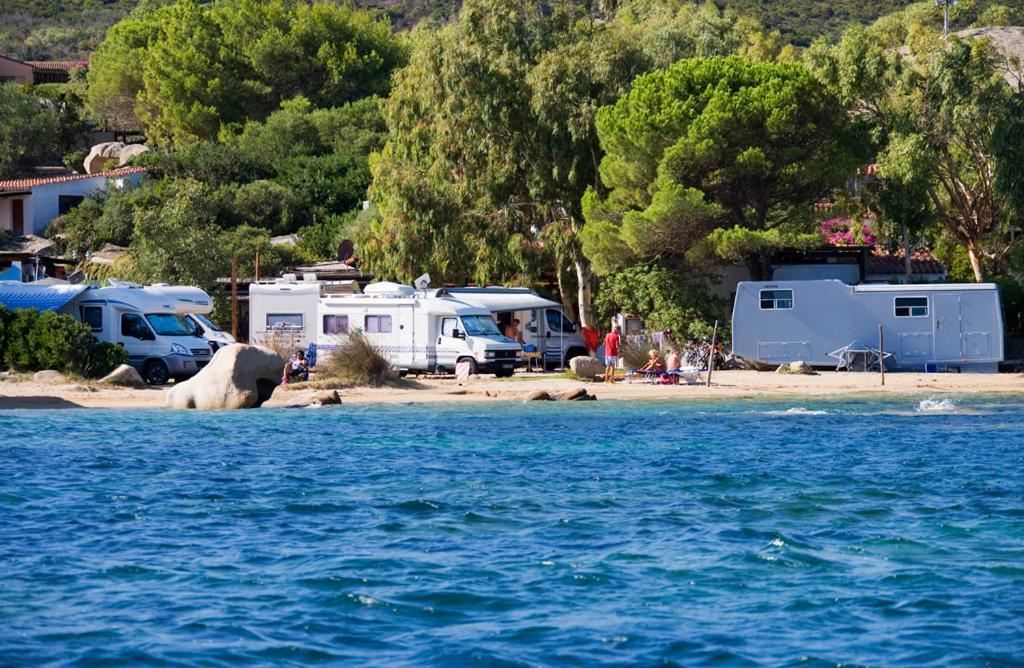 Camping Baia Saraceno 호텔 팔라우 외부 사진