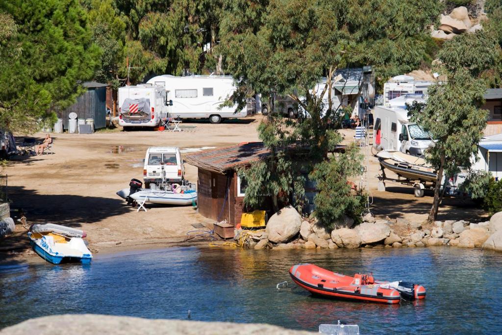 Camping Baia Saraceno 호텔 팔라우 외부 사진