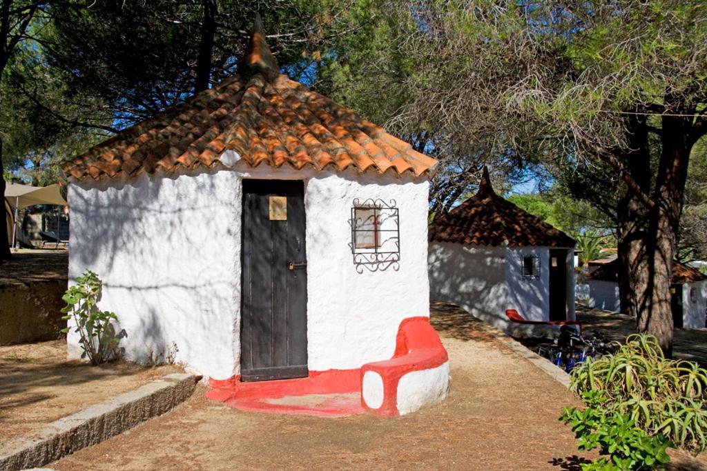 Camping Baia Saraceno 호텔 팔라우 객실 사진