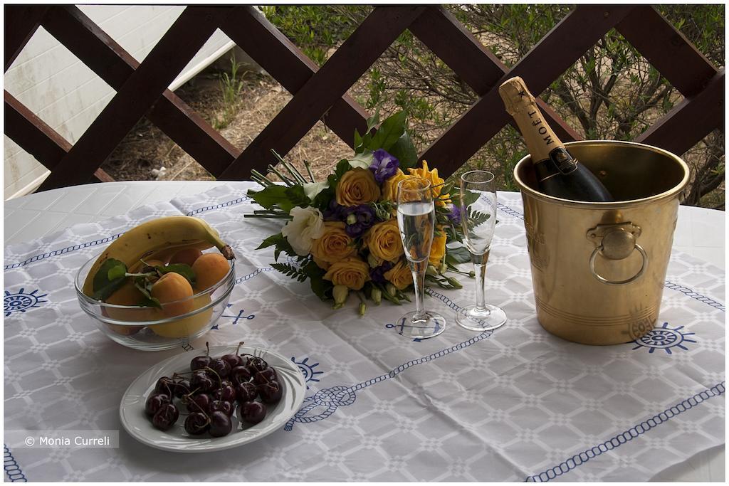 Camping Baia Saraceno 호텔 팔라우 외부 사진